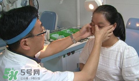 鹽水洗鼻能治好鼻炎嗎？鹽水洗鼻的正確方法