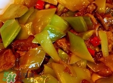 萵筍中間紅了可以吃嗎?萵筍里面發(fā)紅能吃嗎? 萵筍中間紅了可以吃嗎?萵筍里面發(fā)紅能吃嗎?