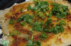 烤冷面是什么做的？烤冷面是什么材料做的