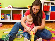 一歲寶寶玩什么游戲好？一歲寶寶適合玩什么游戲？