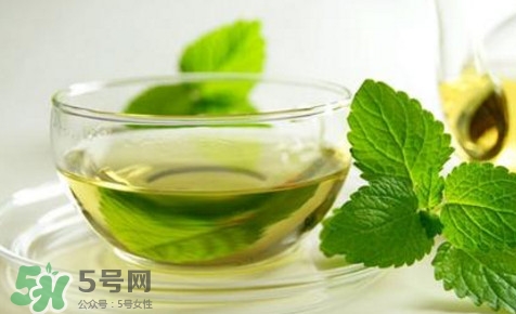 吃什么對(duì)眼睛好？吃什么對(duì)眼睛不好