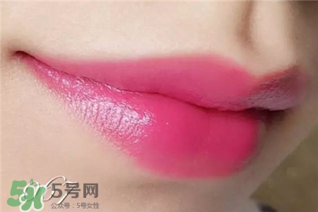 嬌蘭小黑裙口紅哪個顏色好看?嬌蘭小黑裙口紅怎么樣? 嬌蘭小黑裙口紅哪個顏色好看?嬌蘭小黑裙口紅怎么樣?