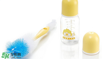 奶瓶長毛還能用嗎？奶瓶發(fā)霉了怎么清洗？