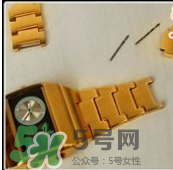 dw手表怎么調(diào)表帶？dw手表表帶太長了怎么辦？