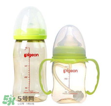 硅膠奶瓶和玻璃奶瓶哪個(gè)好？硅膠奶瓶和玻璃奶瓶對(duì)比