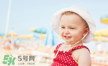 寶寶曬太陽怎么曬？最佳的曬太陽時間