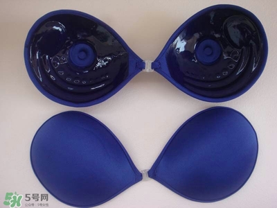 硅膠內(nèi)衣可以帶上飛機(jī)嗎？硅膠內(nèi)衣可以托運(yùn)嗎？