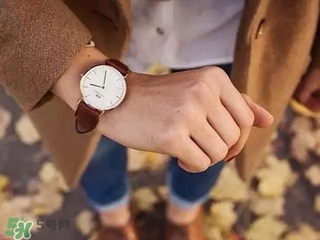 dw手表和天梭哪個(gè)好？dw手表和天梭手表哪個(gè)檔次高？