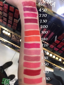 雅詩蘭黛純色之愛唇膏色號_試色圖 雅詩蘭黛純色之愛唇膏色號_試色圖