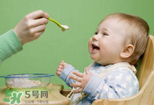 寶寶吃米粉會(huì)上火嗎？寶寶吃米粉會(huì)出現(xiàn)上火嗎？