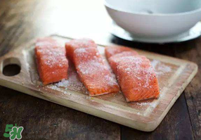 三文魚可以放多久？三文魚能放多久？