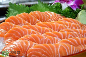 三文魚放冷藏還是冷凍？三文魚冷藏好還是冷凍好？