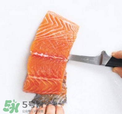 三文魚有刺嗎？三文魚的刺怎么處理