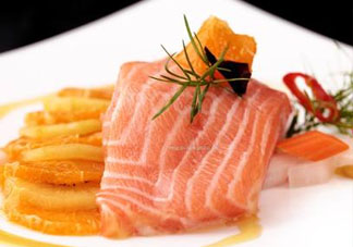 三文魚煮多久？寶寶吃三文魚煮多久熟？