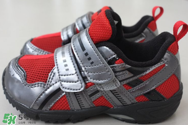 Asics是什么牌子?Asics是哪個(gè)國家的品牌？