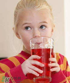 寶寶能喝碳酸飲料嗎？寶寶喝碳酸飲料有什么危害？