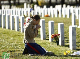 母親節(jié)能掃墓嗎？母親節(jié)給母親上墳合適嗎？