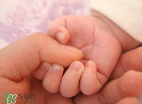 五月份坐月子能開空調(diào)嗎？5月份坐月子能吹空調(diào)嗎？