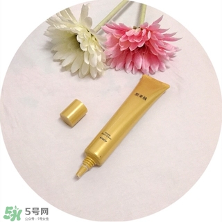 肌美精眼霜怎么樣？肌美精眼霜和ahc眼霜哪個(gè)好？