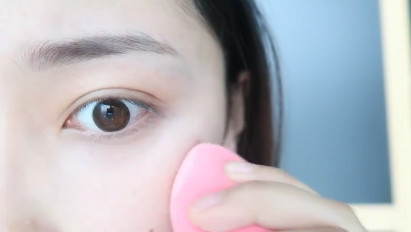 怎么畫(huà)眼妝不顯臟 畫(huà)眼妝不顯臟的方法