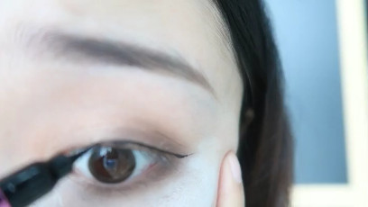 怎么畫(huà)眼妝不顯臟 畫(huà)眼妝不顯臟的方法