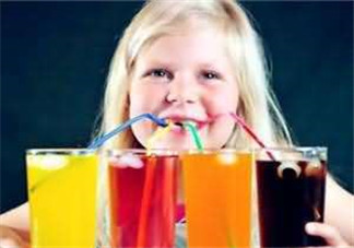 寶寶能喝碳酸飲料嗎？寶寶喝碳酸飲料有什么危害？