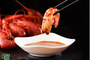 周黑鴨小龍蝦好吃嗎？周黑鴨小龍蝦試吃評測