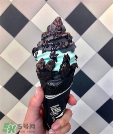 炭黑冰淇淋是什么牌子?炭黑冰淇淋多少錢(qián)? 炭黑冰淇淋是什么牌子?炭黑冰淇淋多少錢(qián)?