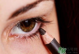 眼線(xiàn)用什么可以洗掉?眼線(xiàn)用什么能洗干凈?