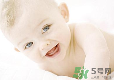 該怎么給嬰兒做口腔護(hù)理？新生兒口腔護(hù)理有哪些要點(diǎn)？