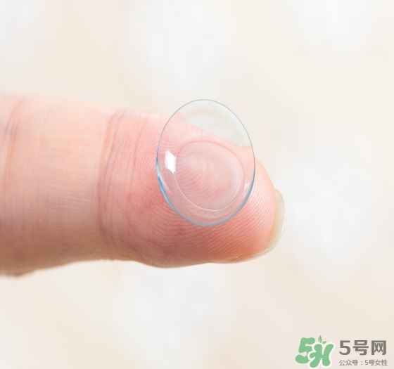 獅王隱形眼鏡輔助液怎么用？獅王隱形眼鏡輔助液使用方法