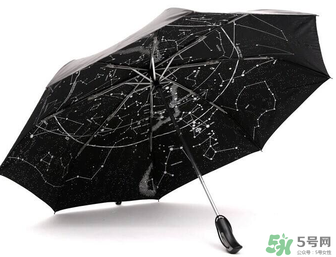 防紫外線傘可以淋雨嗎？防紫外傘雨天可以打嗎？