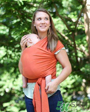 背巾和背帶哪個好用？背巾和背帶的區(qū)別是什么？