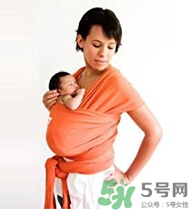 背巾適合多大的寶寶？背巾寶寶多大可以用？