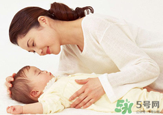 夏季做月子能開(kāi)空調(diào)嗎？夏季做月子可不可以吹空調(diào)呢？