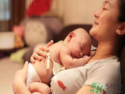 夏季做月子能開(kāi)空調(diào)嗎？夏季做月子可不可以吹空調(diào)呢？