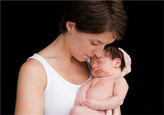 夏季坐月子可以穿絲襪嗎？夏天坐月子要穿襪子嗎？