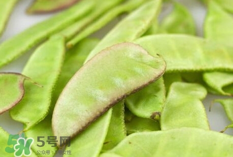 扁豆怎么切絲?扁豆切絲的圖解 扁豆怎么切絲?扁豆切絲的圖解