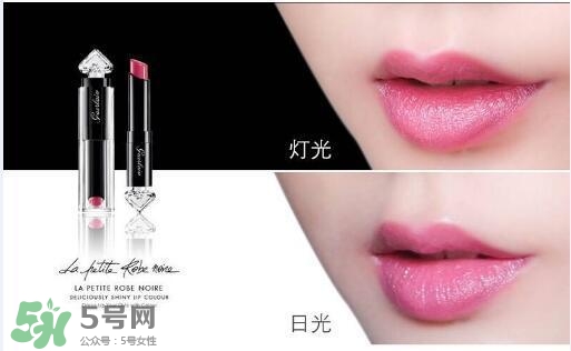 嬌蘭小黑裙甜漾唇膏061試色 嬌蘭小黑裙唇膏061試色圖 嬌蘭小黑裙甜漾唇膏061試色 嬌蘭小黑裙唇膏061試色圖