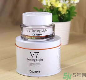 素顏霜哪個(gè)牌子好？素顏霜有什么作用？