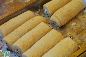 打糕和驢打滾是一樣的嗎？打糕是什么做的