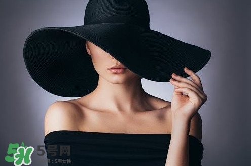 HIV真有這么可怕嗎？艾滋病的臨床表現(xiàn)主要有哪些