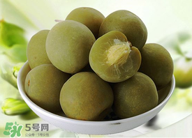 青梅怎么腌制脆青梅？脆青梅的腌制方法