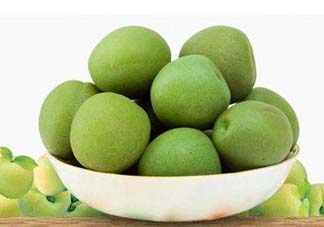 青梅怎么腌制脆青梅？脆青梅的腌制方法