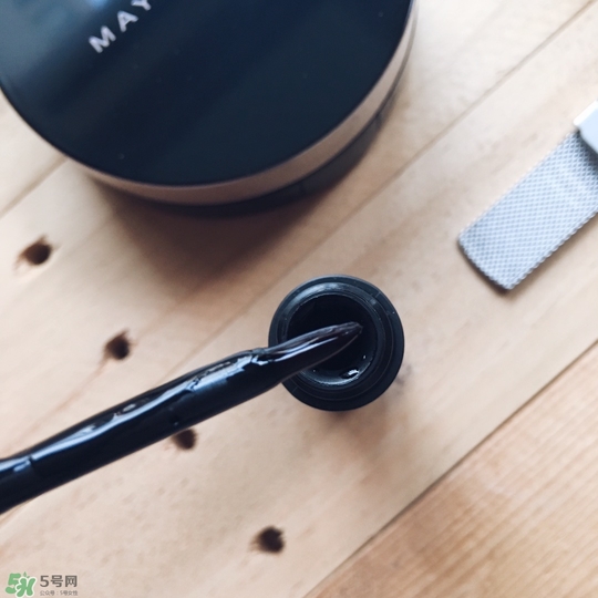 美寶蓮眉膠好不好？美寶蓮眉膠怎么用