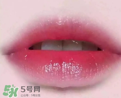 嬌蘭小黑裙唇膏口紅007多少錢？嬌蘭小黑裙007專柜價(jià)