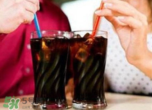 有哪些飲料屬于碳酸飲料？碳酸飲料有哪些品牌