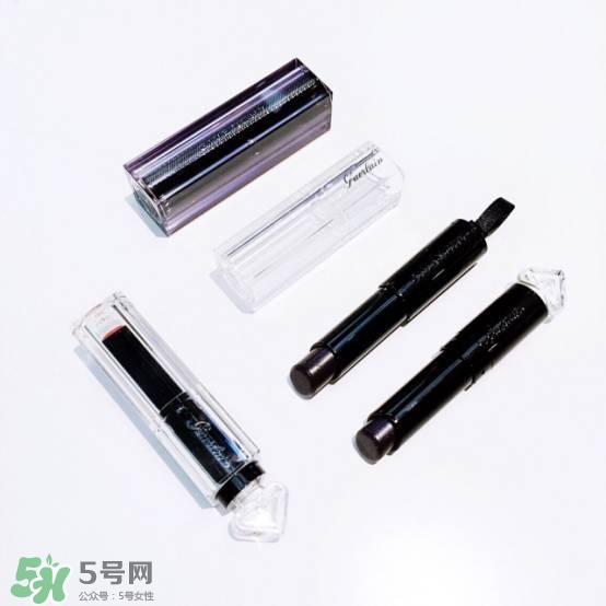 嬌蘭小黑裙口紅007試色 嬌蘭小黑裙唇膏007試色圖 嬌蘭小黑裙口紅007試色 嬌蘭小黑裙唇膏007試色圖