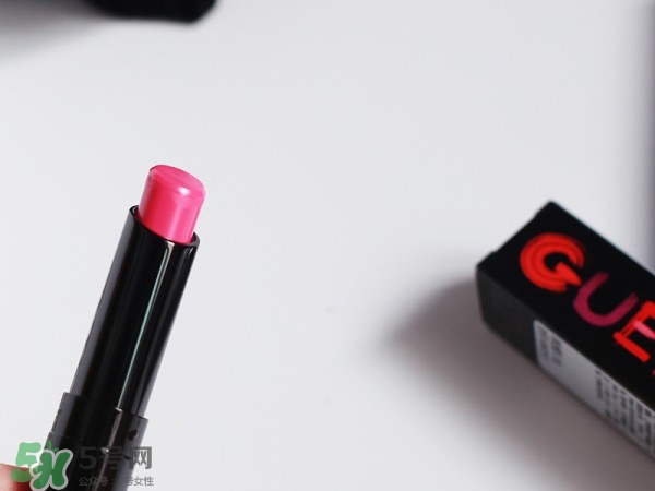 嬌蘭小黑裙唇膏口紅007多少錢？嬌蘭小黑裙007專柜價(jià)