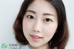 鄰家妹妹妝小清新妝容化妝步驟 清新妝容的畫(huà)法 鄰家妹妹妝小清新妝容化妝步驟 清新妝容的畫(huà)法